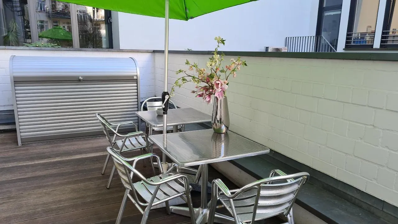 Hotel Cristall - Frankfurt City Francoforte sul Meno 3*,  Germania