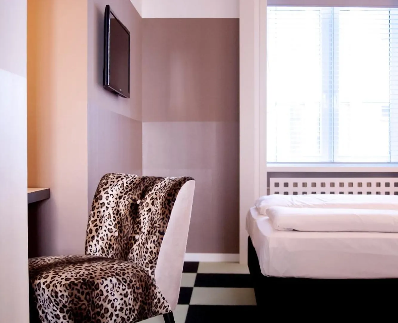 Hotel Cristall - Frankfurt City Frankfurt am Main